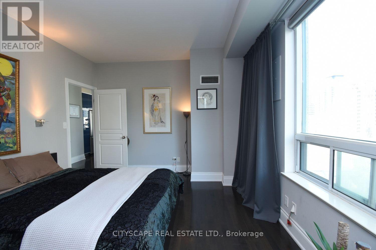 903 Bloor Street, Toronto, Ontario  M5S 1M8 - Photo 21 - W13629258