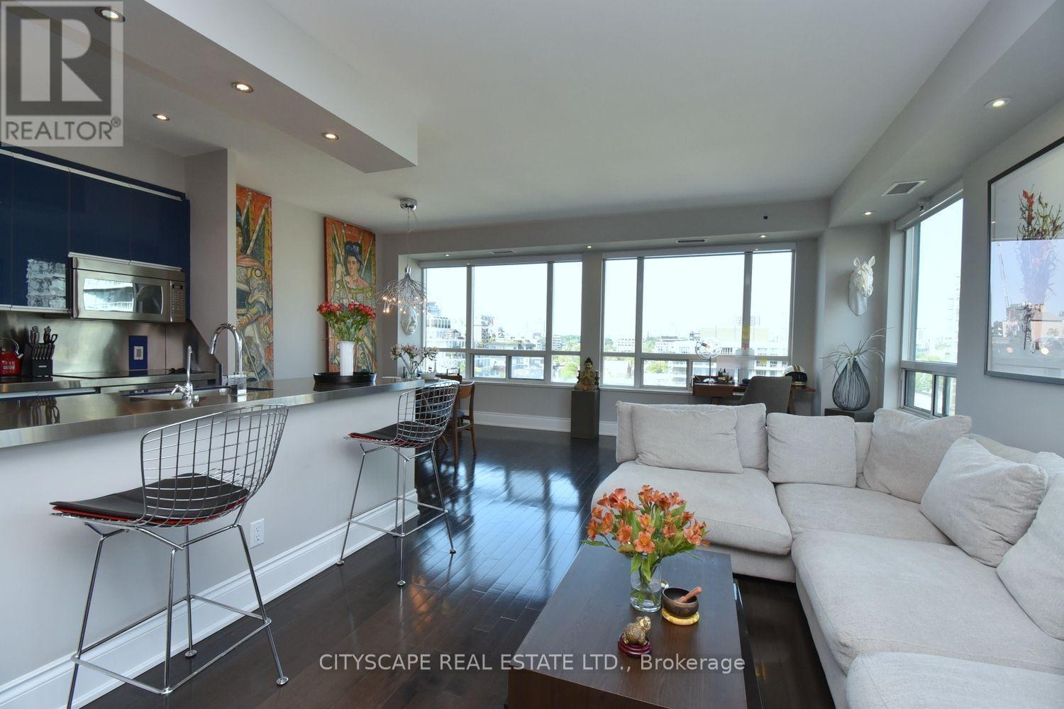 903 Bloor Street, Toronto, Ontario  M5S 1M8 - Photo 8 - W13629258