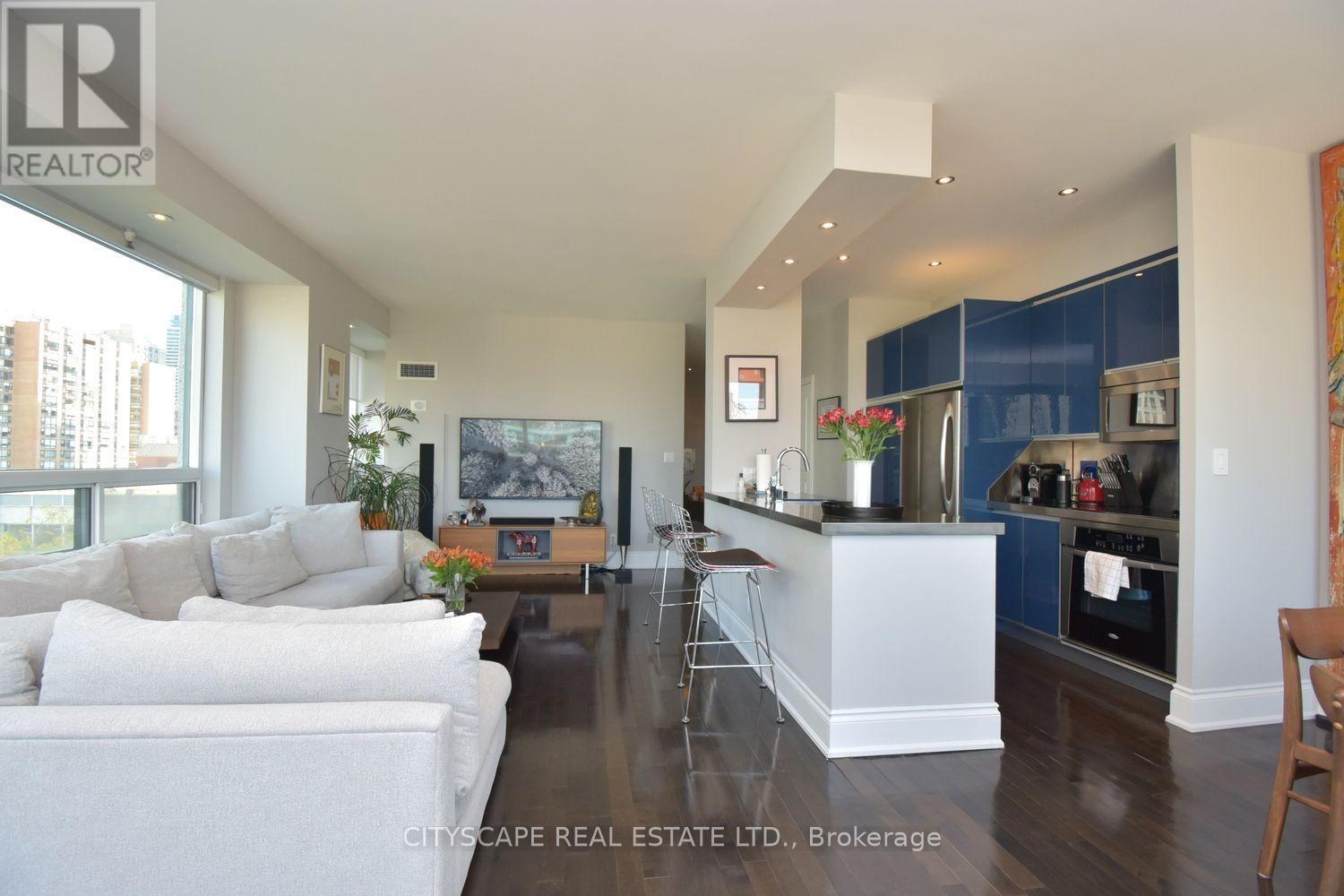 903 Bloor Street, Toronto, Ontario  M5S 1M8 - Photo 9 - W13629258
