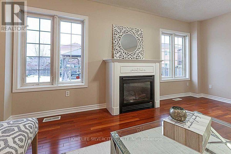 39 Savita Road, Brampton, Ontario  L7A 3V1 - Photo 8 - W13629290