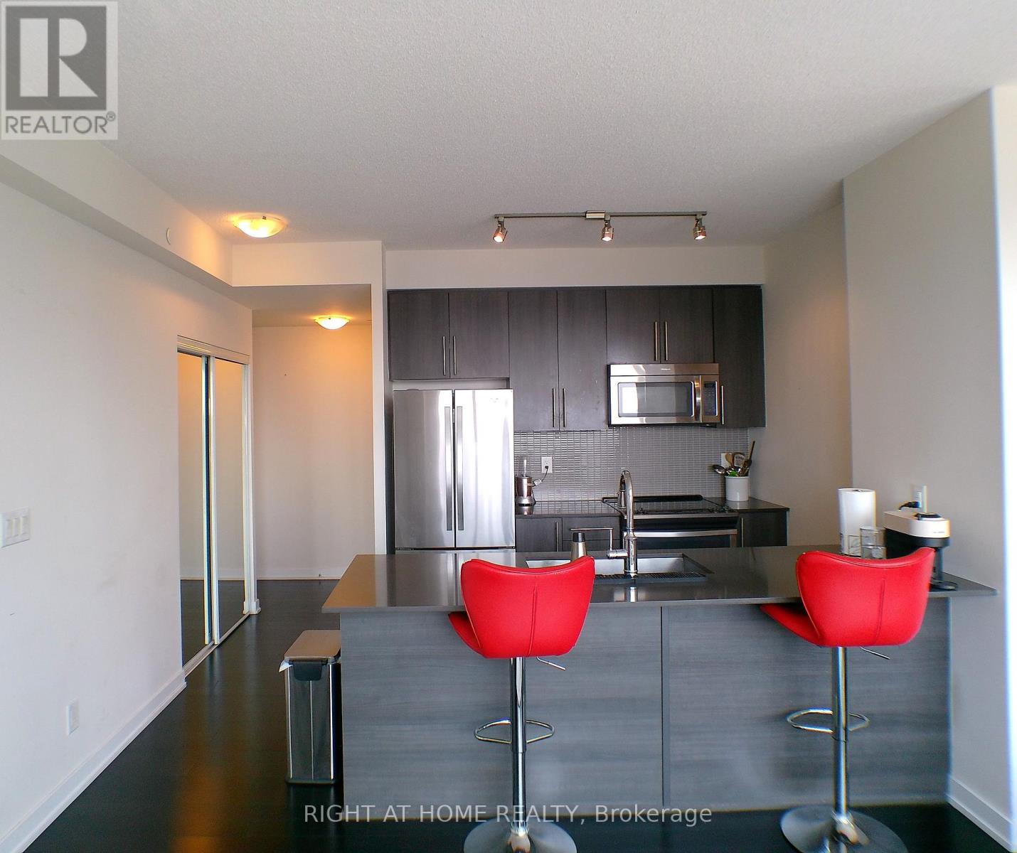 2202 - 510 Curran Place, Mississauga, Ontario  L5B 0J8 - Photo 3 - W13629352