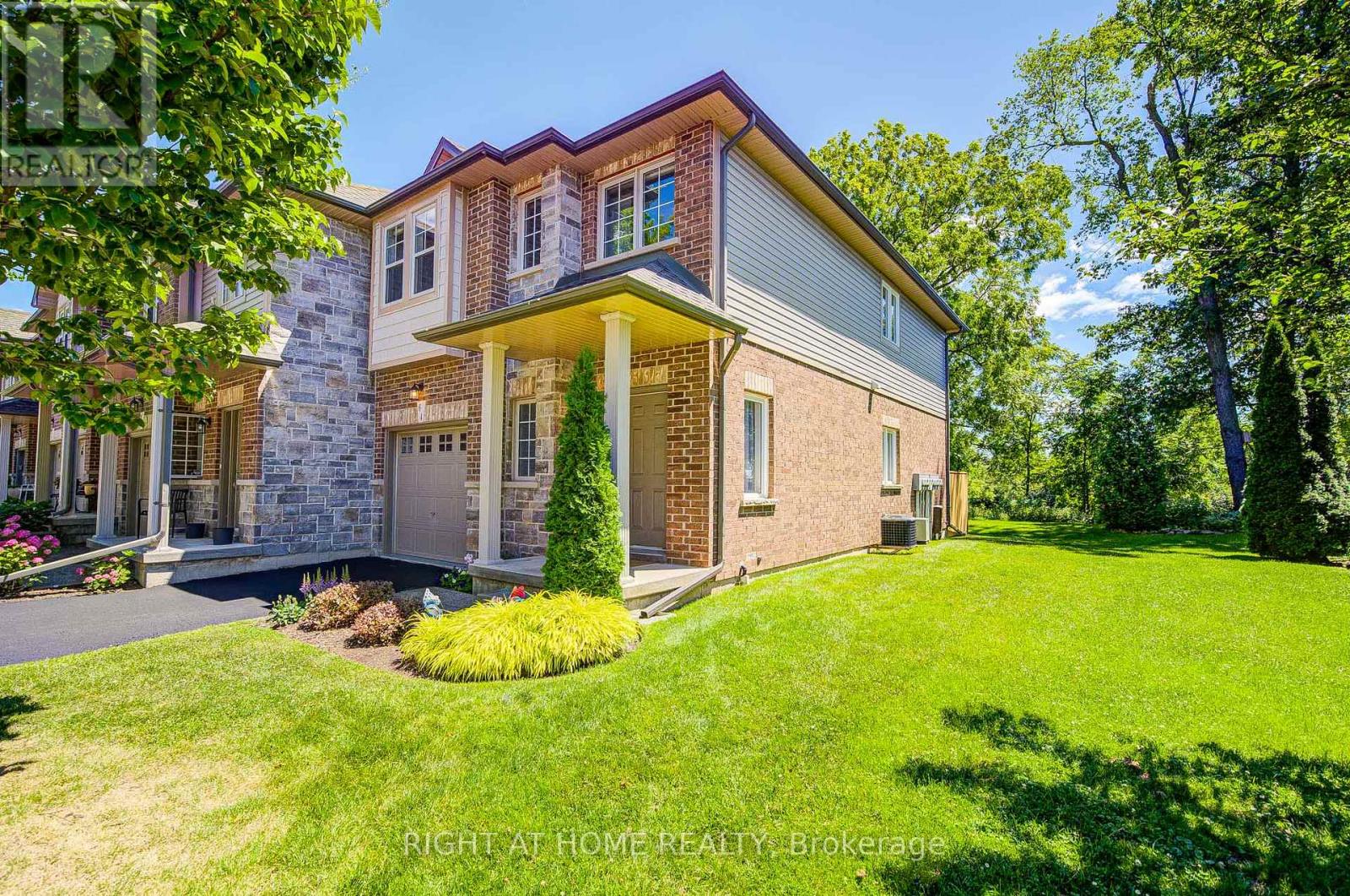 64 - 64 Myers Lane, Hamilton, Ontario  L9G 0A5 - Photo 2 - X13629268