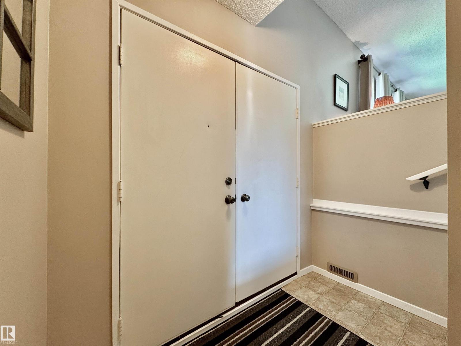 83 Garland Cr, Sherwood Park, Alberta  T8A 2P9 - Photo 4 - E4501800