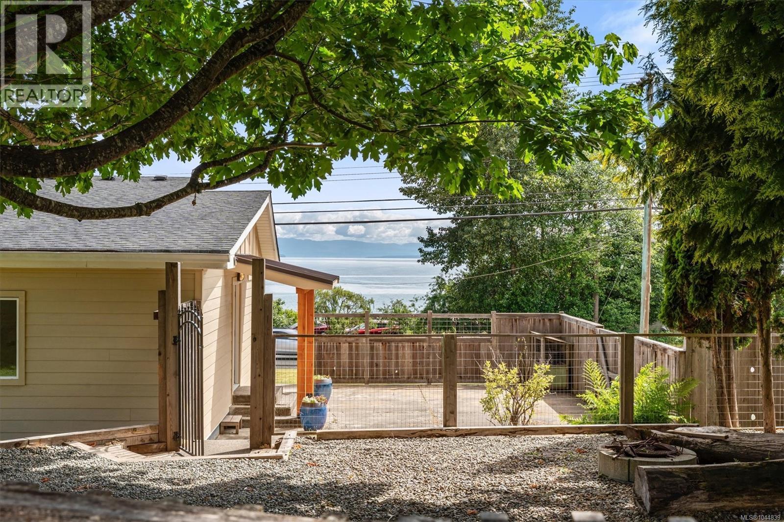 12 Lynnwood Rd, Campbell River, British Columbia  V9H 1L9 - Photo 2 - 1044839