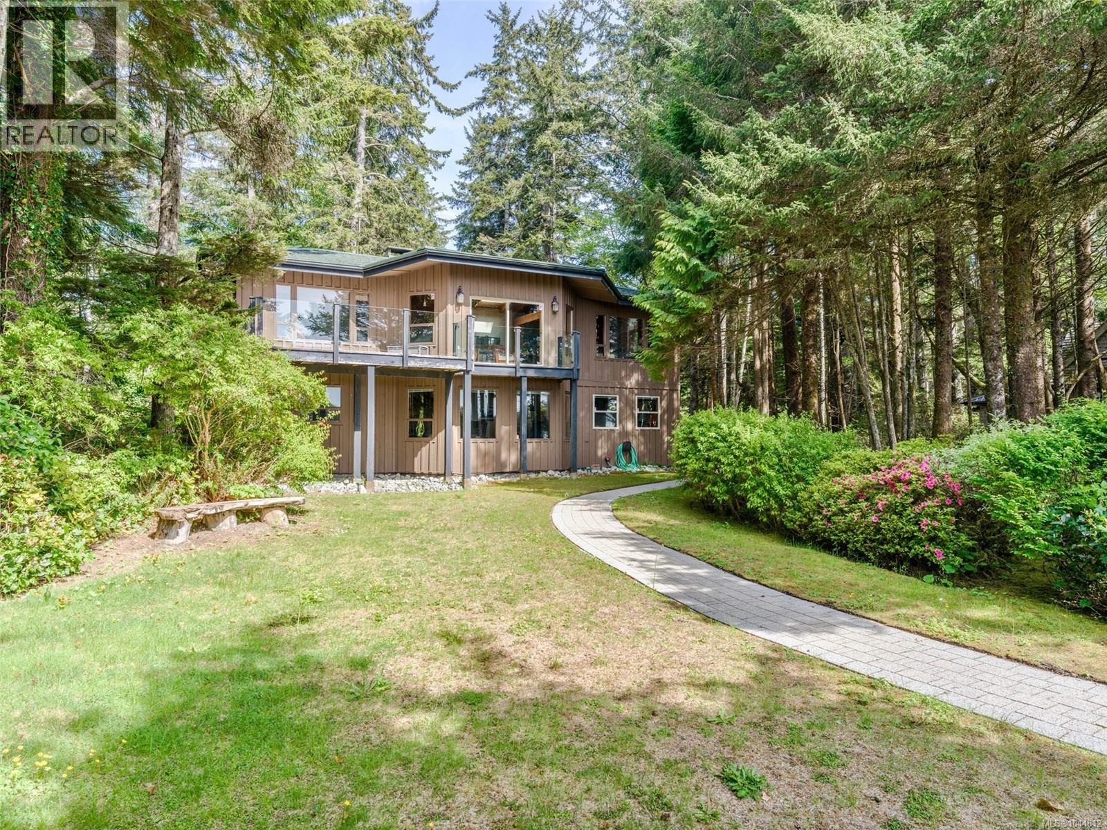 1261 Lynn Rd, Tofino, British Columbia  V0R 2Z0 - Photo 21 - 1044812