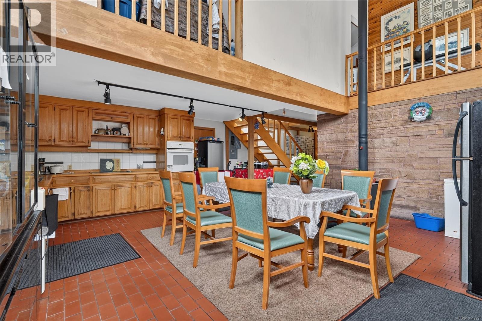 1012 Fairdowne Rd, Errington, British Columbia  V9P 2C1 - Photo 3 - 1044727