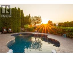 670 Devonian Avenue, Kelowna, British Columbia  V1W 5C2 - Photo 3 - 10394655