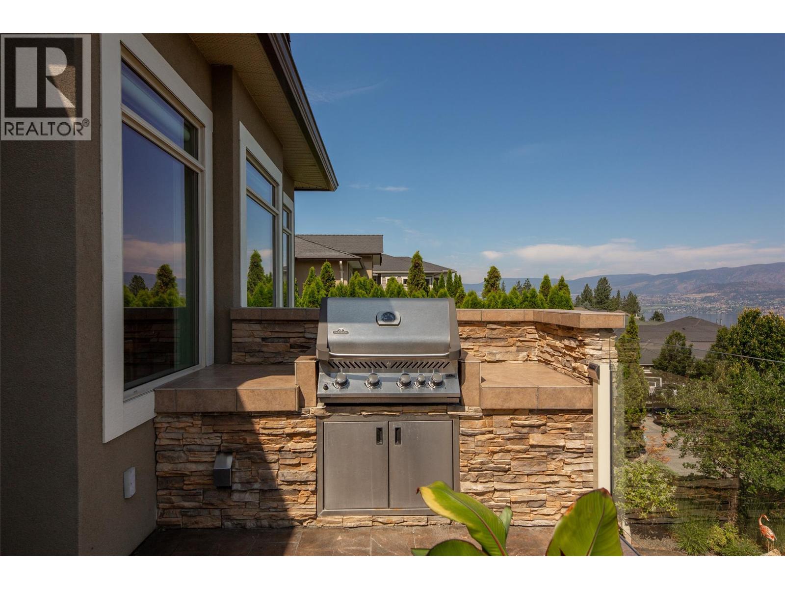 670 Devonian Avenue, Kelowna, British Columbia  V1W 5C2 - Photo 59 - 10394655