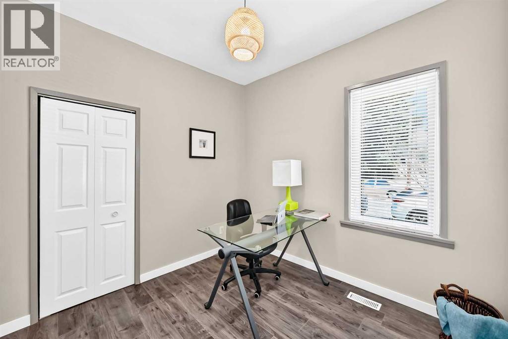 139 11 Avenue NE, Calgary, Alberta  T2E 0Y7 - Photo 10 - A2330460