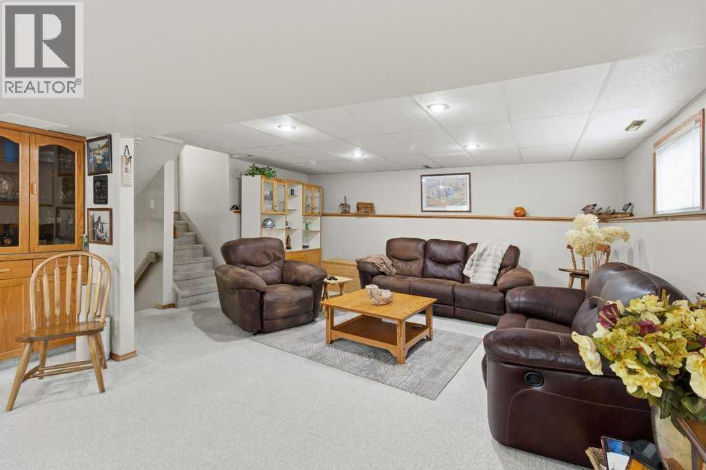 9511 Academy Drive SE, Calgary, Alberta  T2J 1A6 - Photo 25 - A2331690