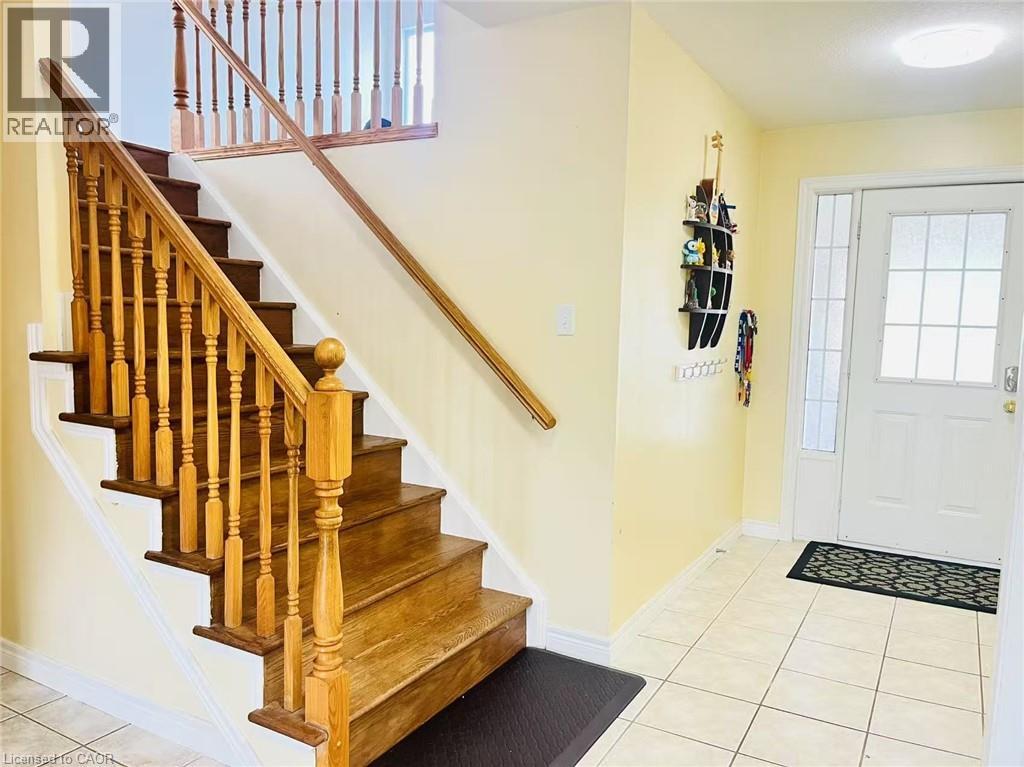 136 Hidden Creek Drive, Kitchener, Ontario  N2N 3N7 - Photo 2 - 40837449