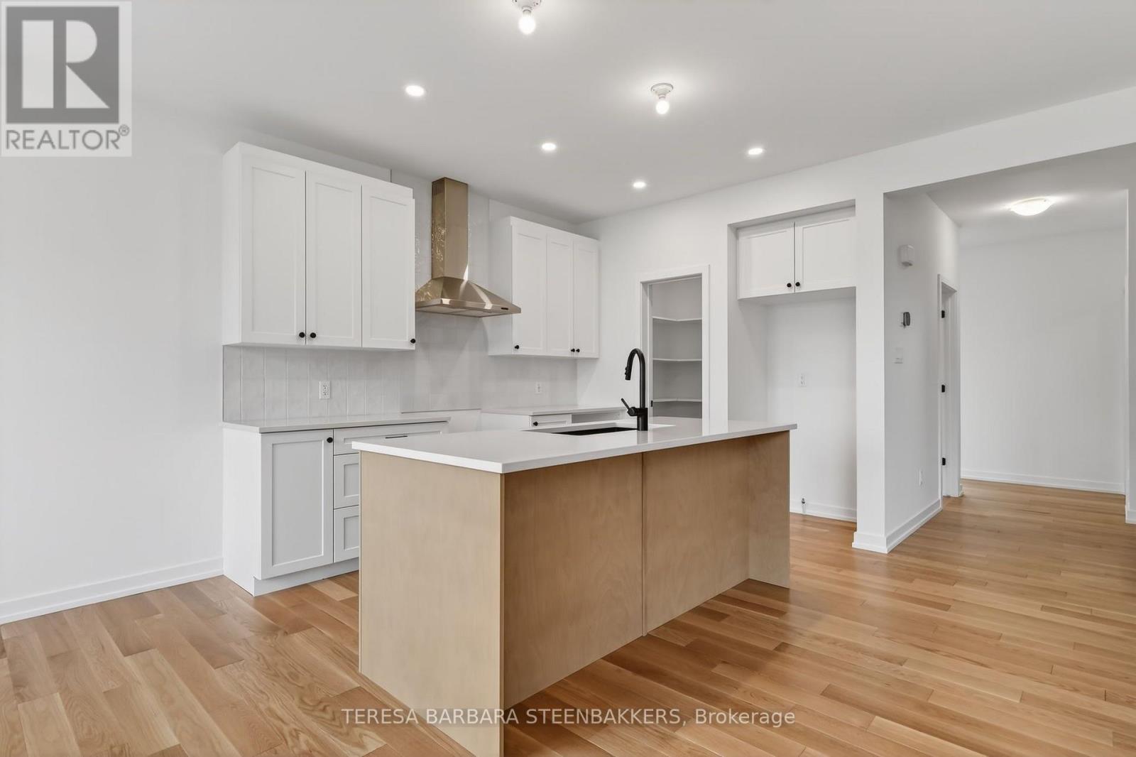 1164 Bronze Avenue, Clarence-Rockland, Ontario  K4K 0M9 - Photo 7 - X13629370