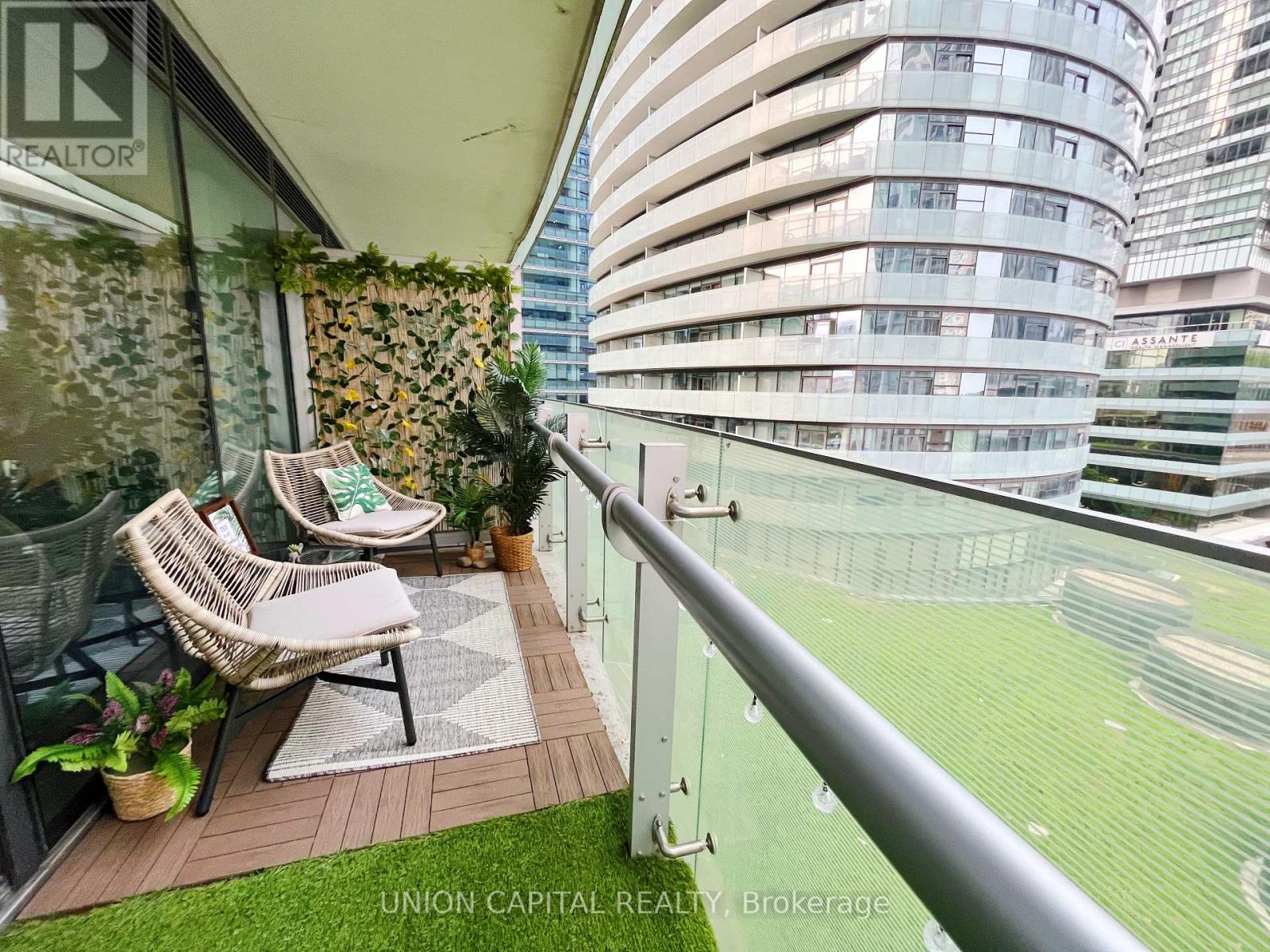 501 - 12 York Street, Toronto, Ontario  M5J 0A9 - Photo 19 - C13629390