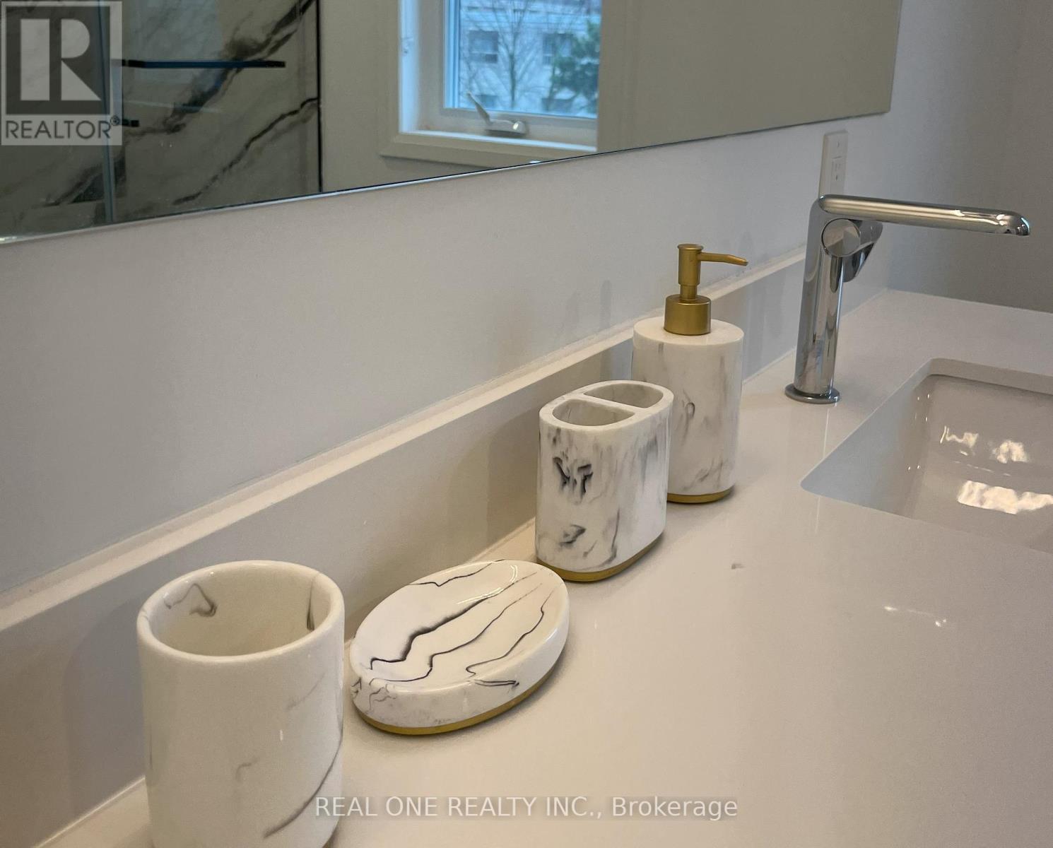 Unit 5 - 25 Dervock Crescent, Toronto, Ontario  M2K 0G7 - Photo 23 - C13629398