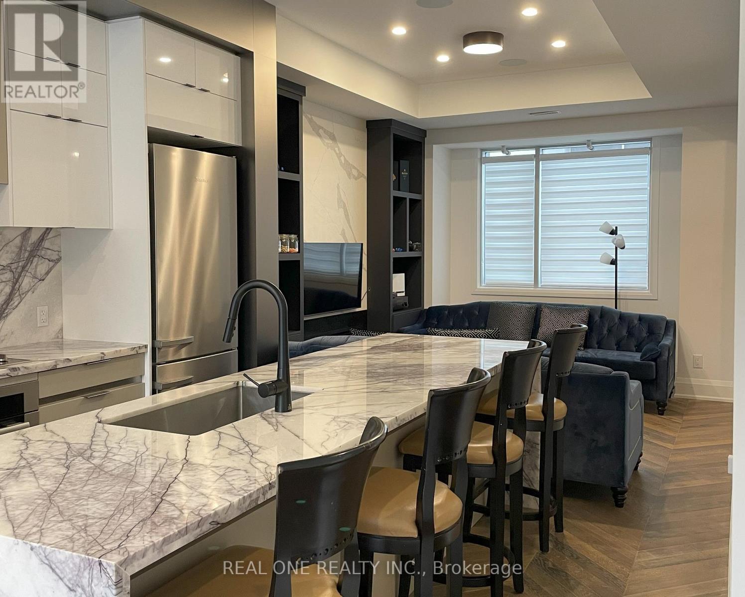 Unit 5 - 25 Dervock Crescent, Toronto, Ontario  M2K 0G7 - Photo 6 - C13629398