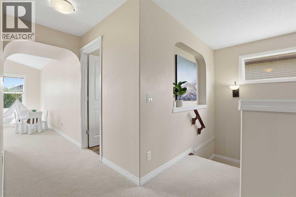 18 Drake Landing Crescent, Okotoks, Alberta  T1S 0C1 - Photo 14 - A2312430
