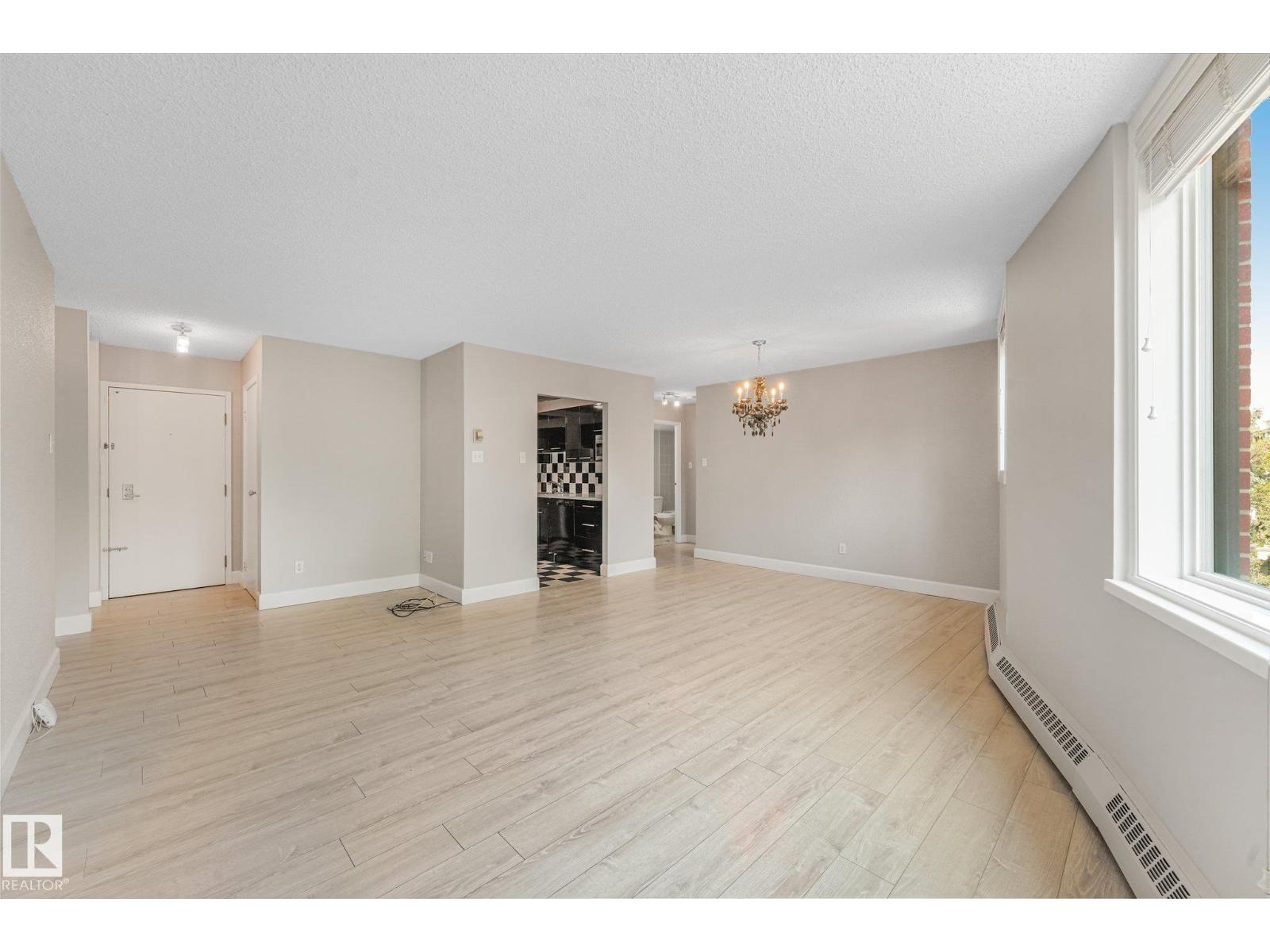#302 9916 113 St NW, Edmonton, Alberta  T5K 2N3 - Photo 6 - E4501801