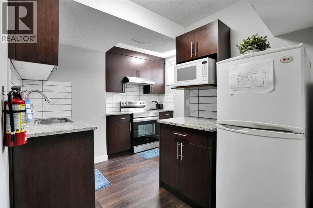49 Sherwood Gate NW, Calgary, Alberta  T3R 0N9 - Photo 47 - A2330979