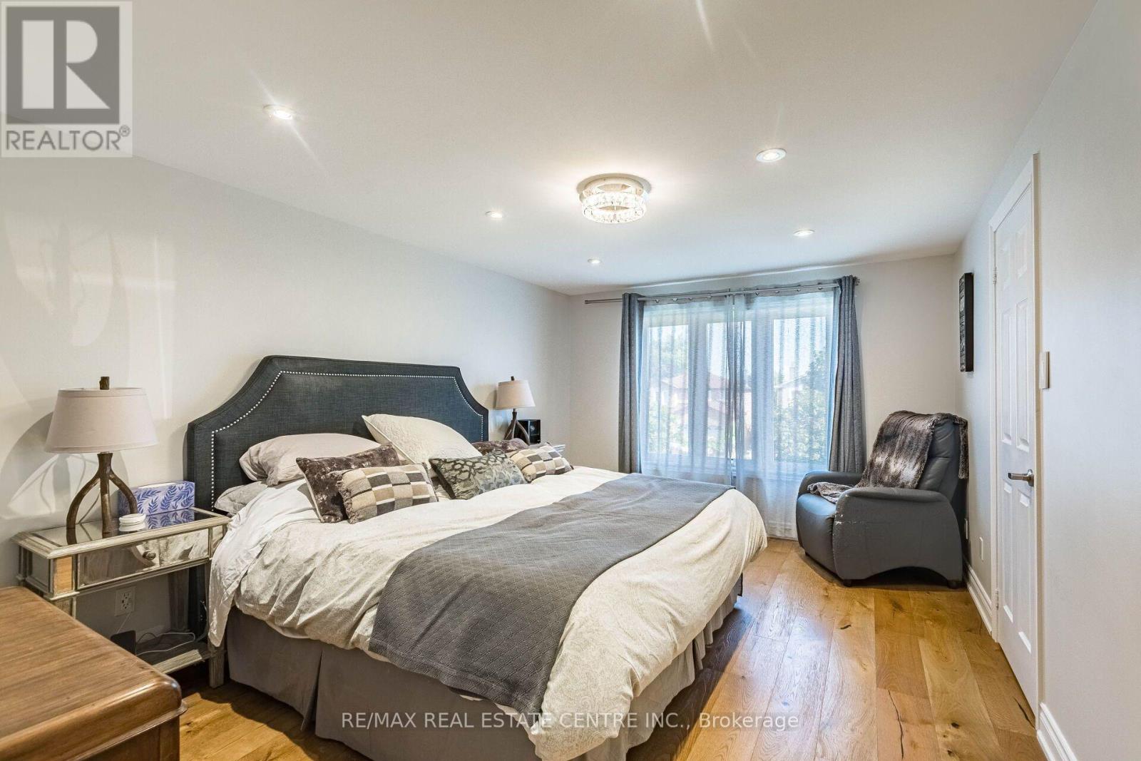 1571 Meadowfield Crescent, Mississauga, Ontario  L5M 4T4 - Photo 17 - W13629380
