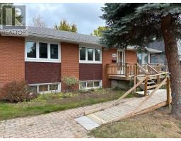 542 WINGROVE CRESCENT, Oakville, Ontario