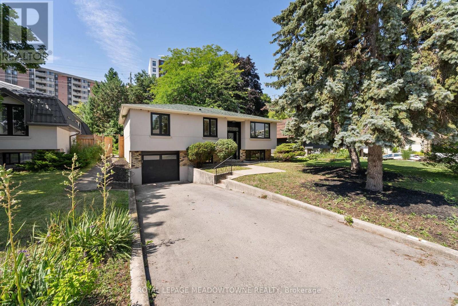 1268 FOREST HILL, Oakville, Ontario