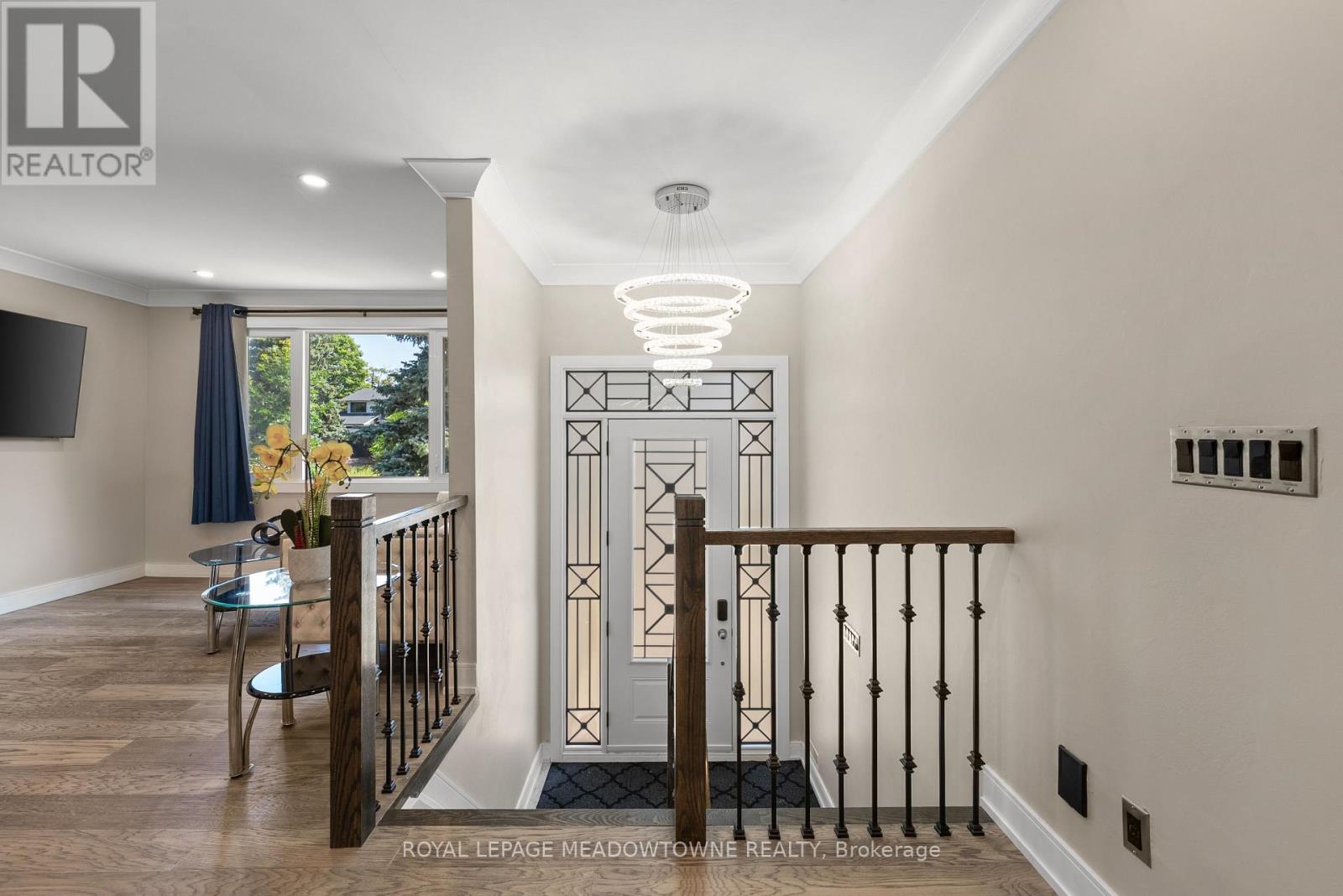 1268 Forest Hill, Oakville, Ontario L6H 2C3 - Photo 3 - W13629400