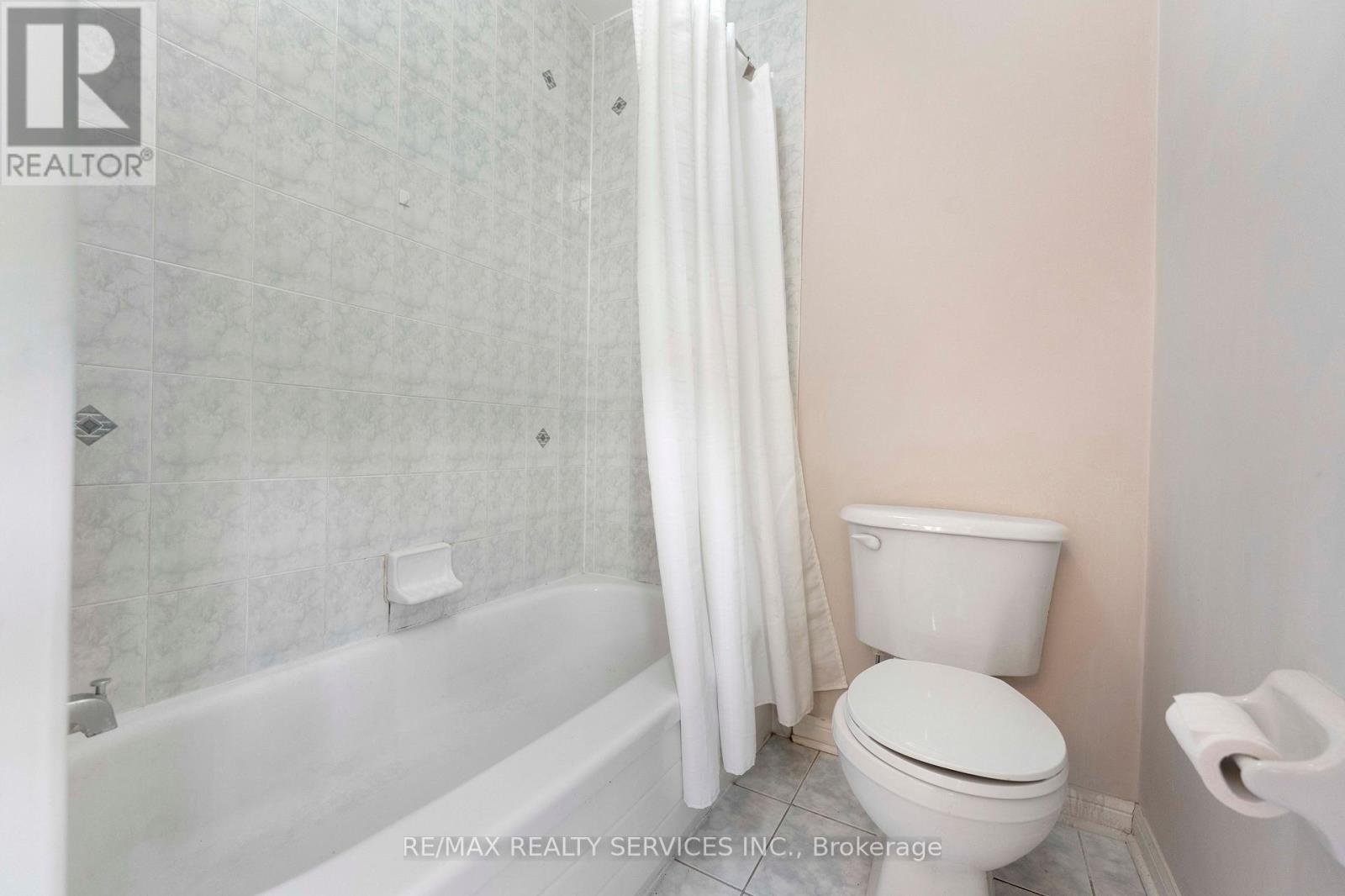 3696 Waterfall Crescent, Mississauga, Ontario  L5N 8G8 - Photo 29 - W13628986