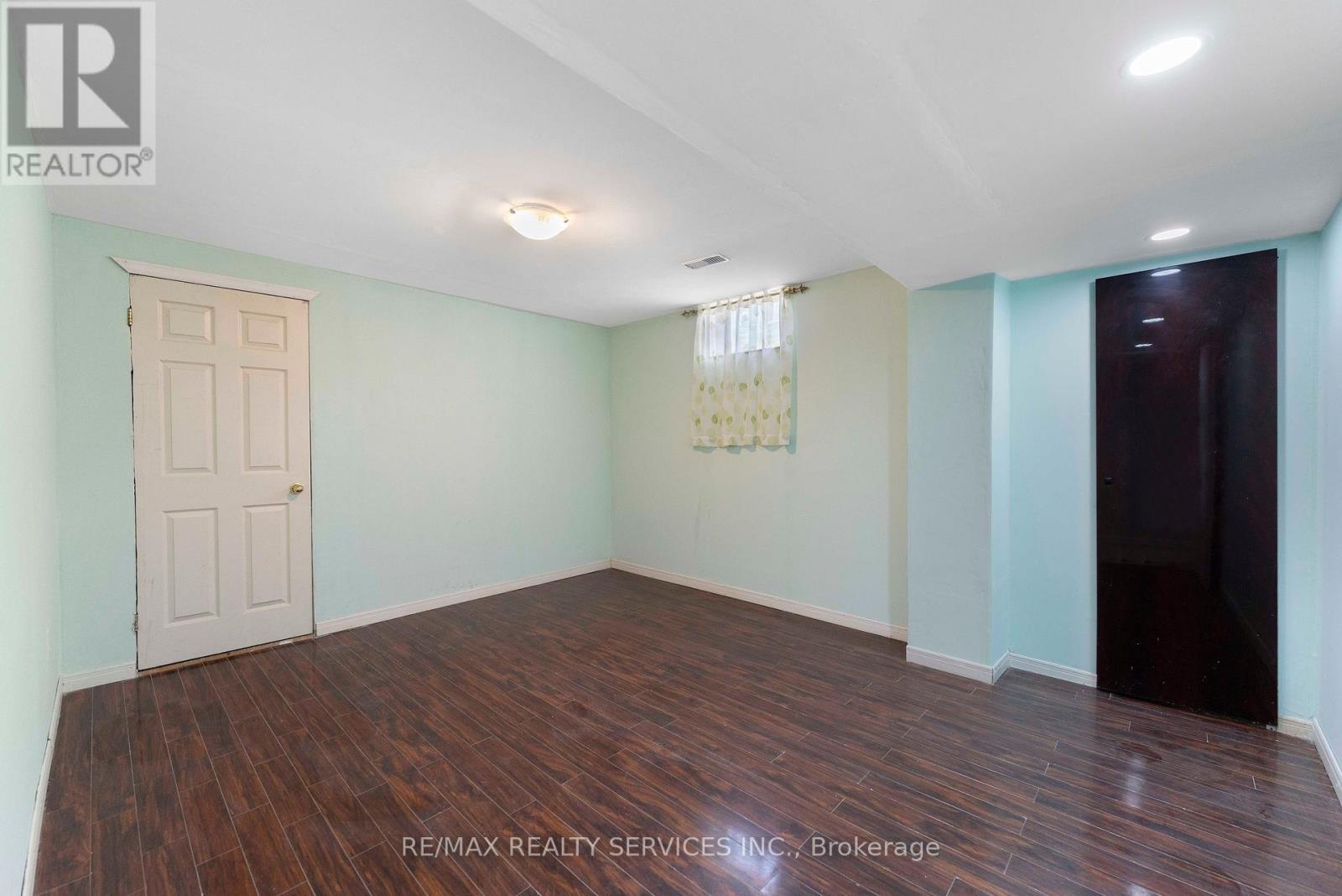 3696 Waterfall Crescent, Mississauga, Ontario  L5N 8G8 - Photo 44 - W13628986
