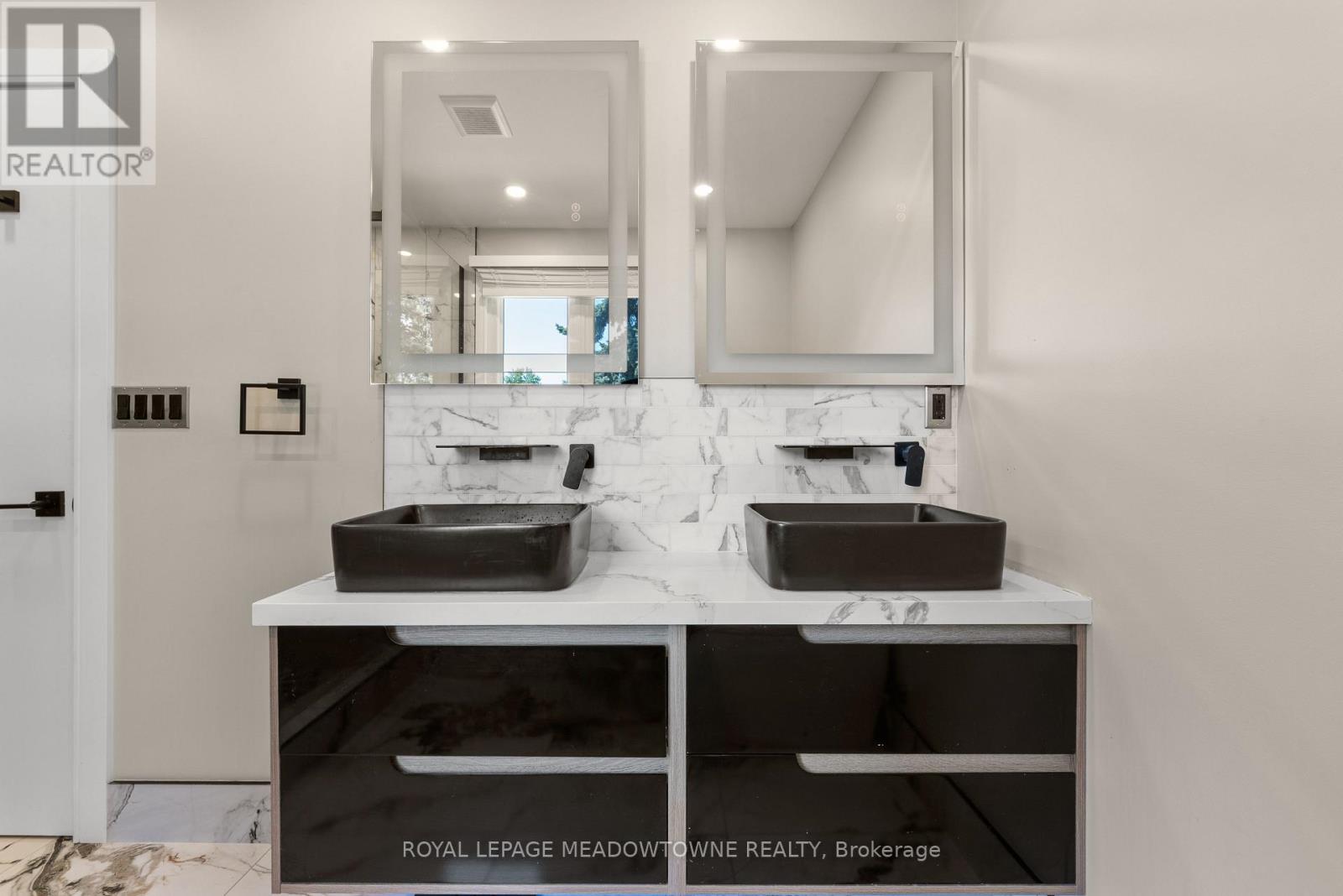 1268 Forest Hill, Oakville, Ontario L6H 2C3 - Photo 19 - W13629400
