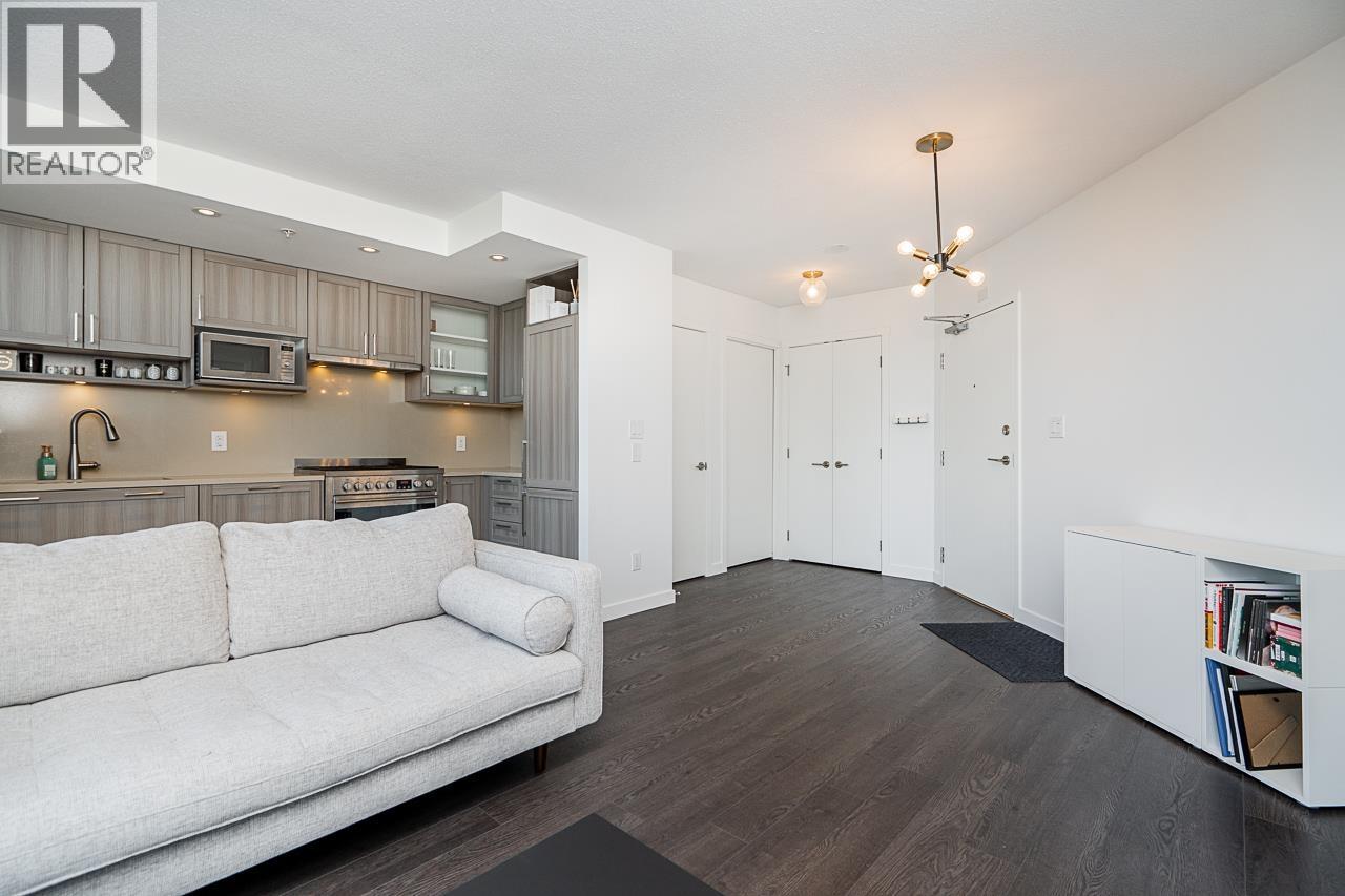 1006 5470 Ormidale Street, Vancouver, British Columbia  V5R 0G6 - Photo 3 - R3143352