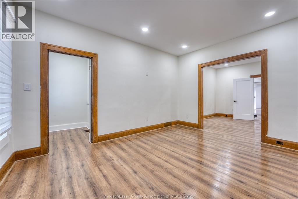 1488 Lincoln, Windsor, Ontario  N8Y 2J1 - Photo 4 - 26018521