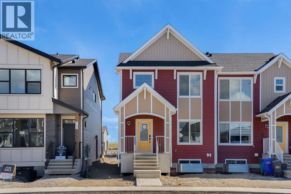 351 Fireside Drive, Cochrane, Alberta  T4C 3J1 - Photo 4 - A2254442
