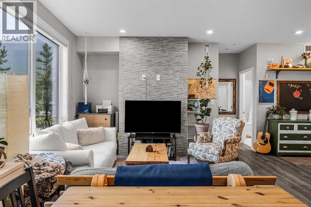 117, 106 Stewart Creek Rise, Canmore, Alberta  T1W 0N3 - Photo 15 - A2325914