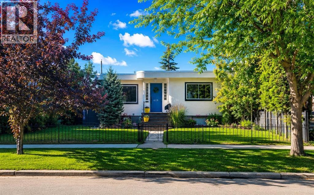 618 11 Avenue NE, Calgary, Alberta