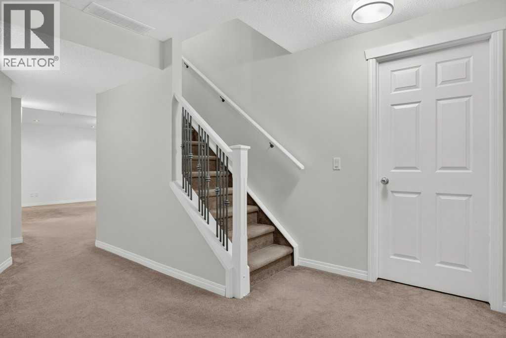 338 Panamount Drive NW, Calgary, Alberta  T3K 5M1 - Photo 38 - A2326109