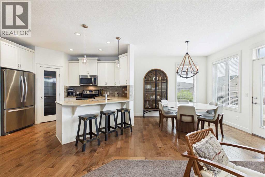 25 Evansglen Mews NW, Calgary, Alberta  T3P 0P1 - Photo 8 - A2331290