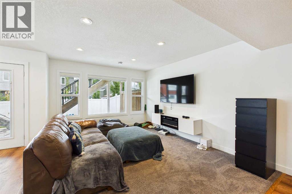 25 Evansglen Mews NW, Calgary, Alberta  T3P 0P1 - Photo 30 - A2331290