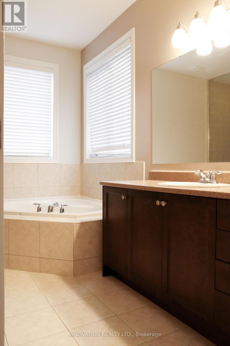 602 Rosehill Avenue, Ottawa, Ontario K2S 0K3 - Photo 12 - X13629468