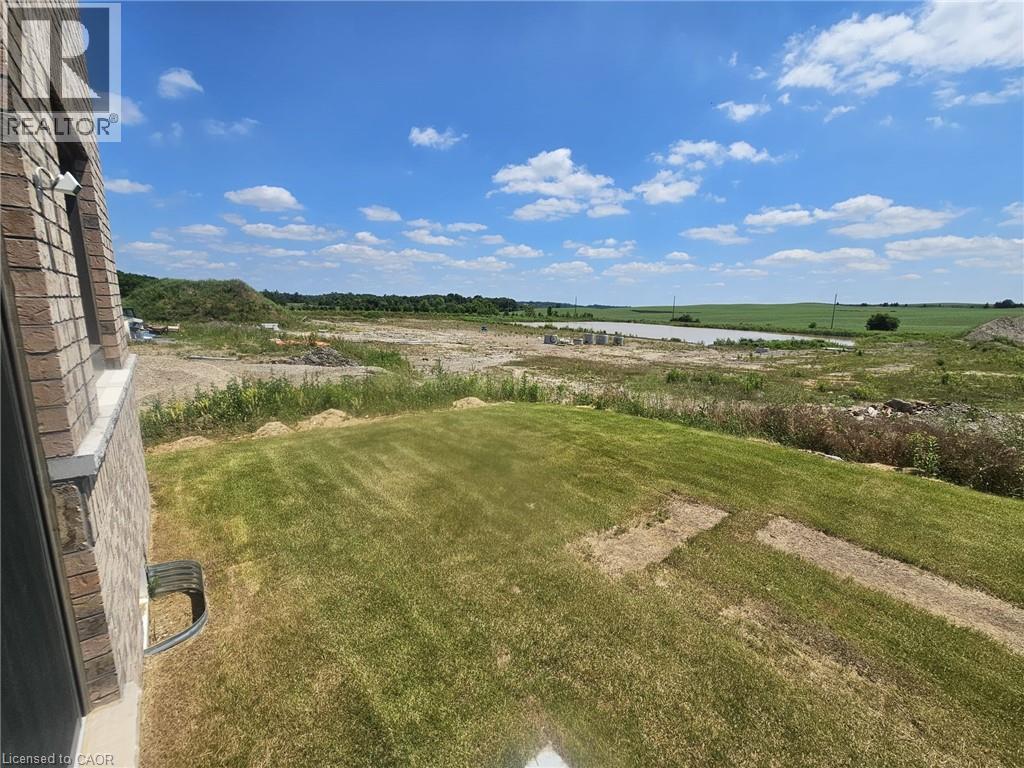 233 Leslie Davis Street, North Dumfries, Ontario  N0B 1E0 - Photo 37 - 40852794