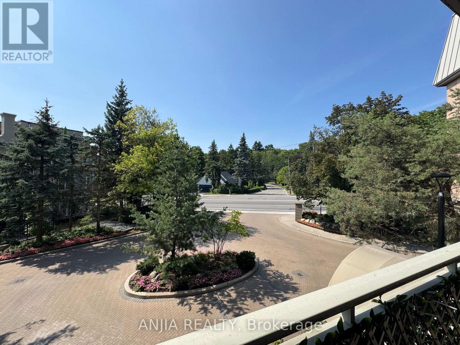 211 - 75 York Mills Road, Toronto, Ontario  M2P 2E7 - Photo 20 - C13629424