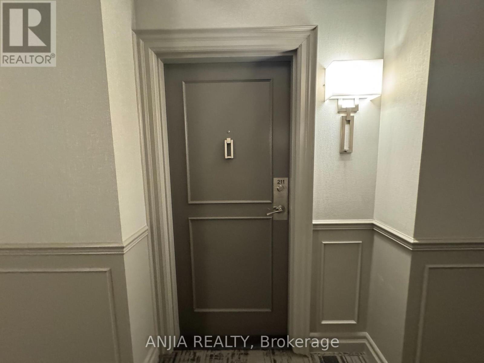 211 - 75 York Mills Road, Toronto, Ontario  M2P 2E7 - Photo 6 - C13629424