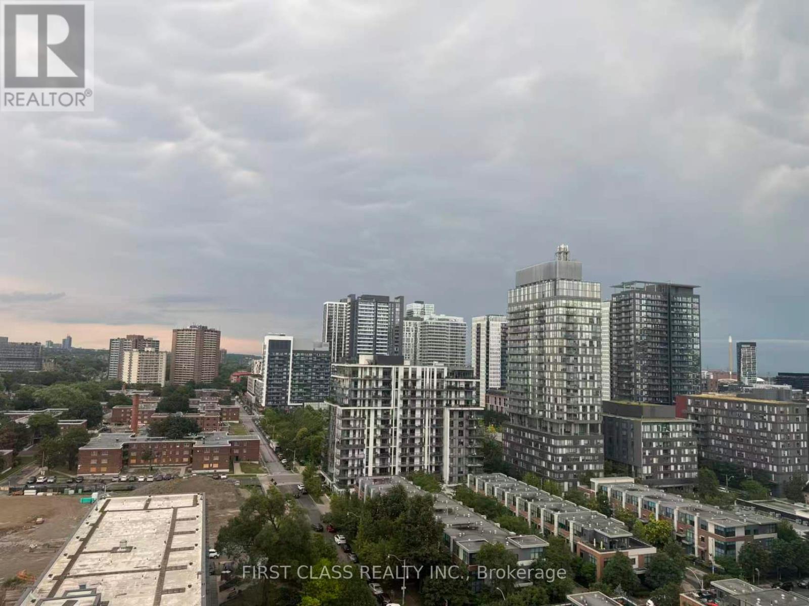 1202 - 10 OAK STREET, Toronto, Ontario