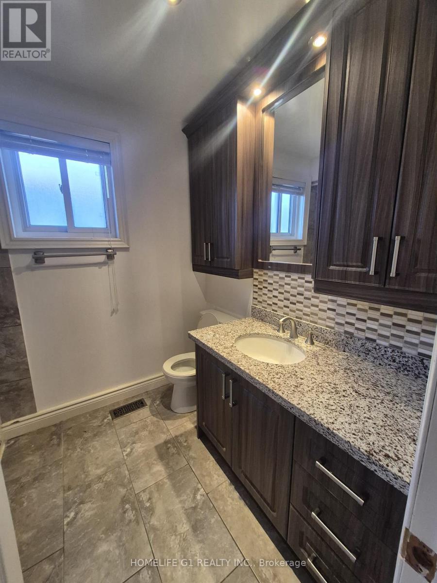 Upper - 34 Mystic Avenue, Toronto, Ontario  M1L 4G9 - Photo 37 - E13629436
