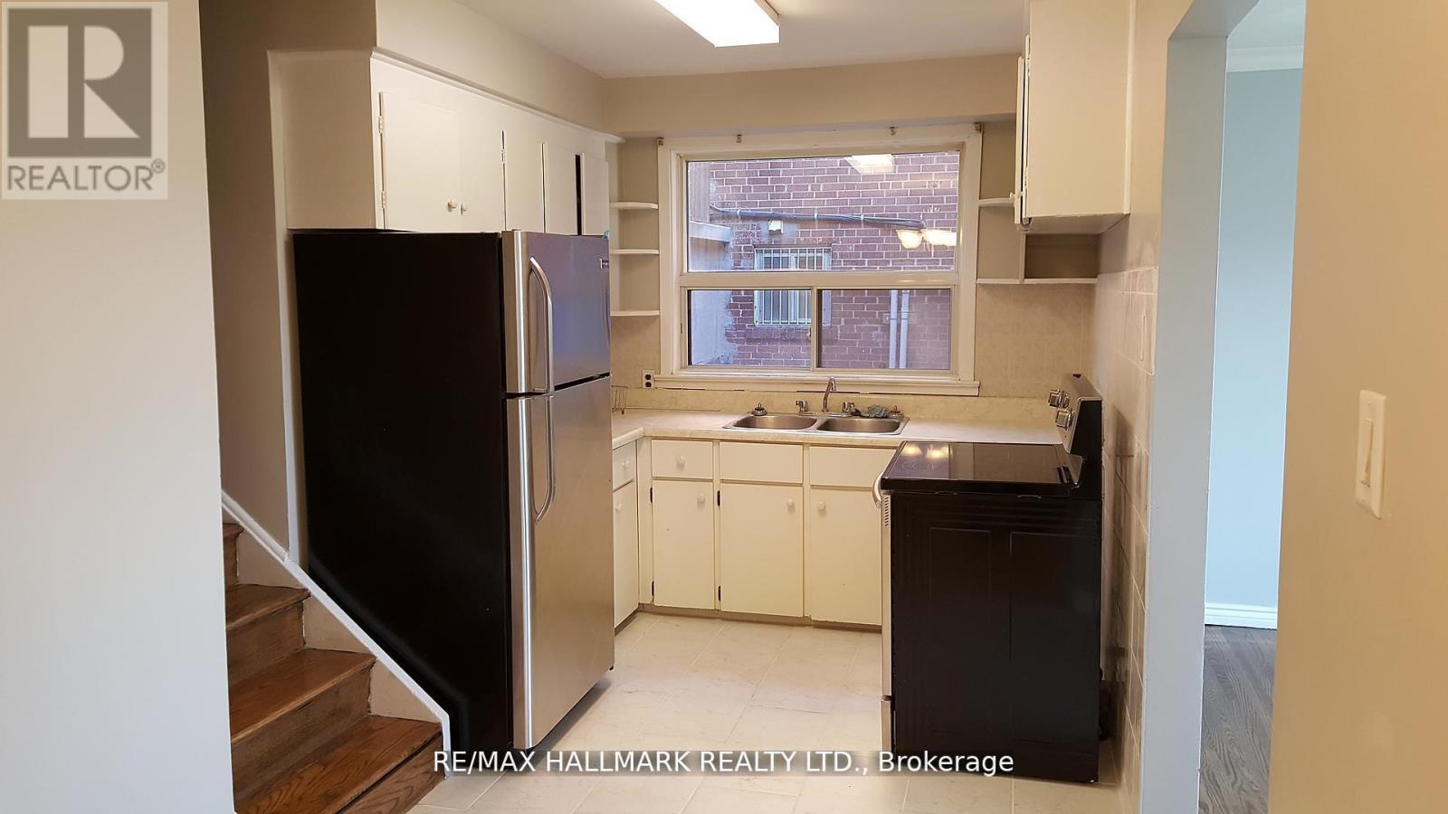 1268 Davenport Road, Toronto, Ontario  M6H 2G9 - Photo 11 - W13629440