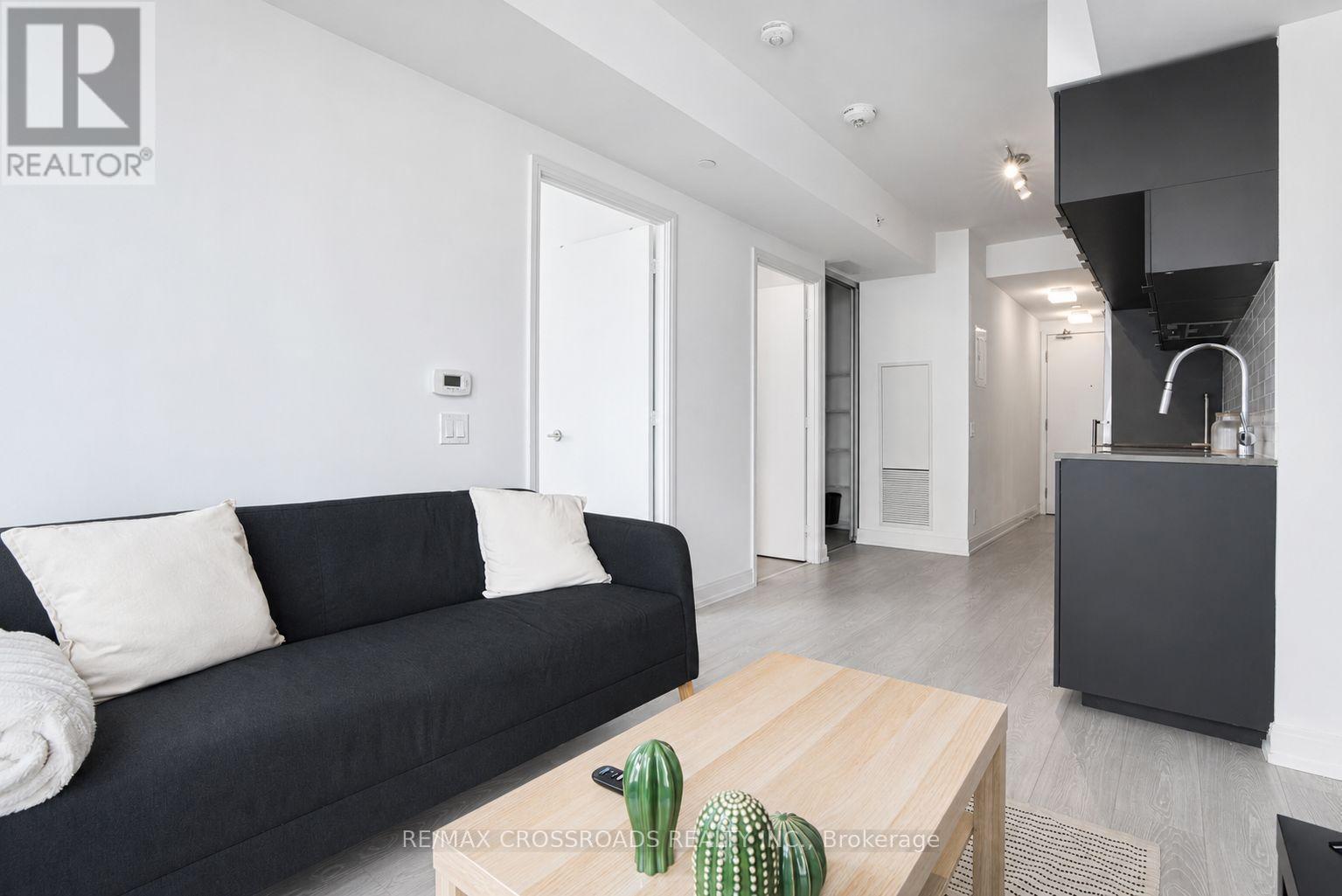 1815 - 181 Dundas Street E, Toronto, Ontario  M5A 0N5 - Photo 6 - C13625526
