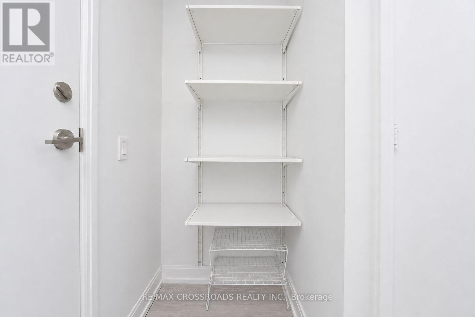 1815 - 181 Dundas Street E, Toronto, Ontario  M5A 0N5 - Photo 15 - C13625526