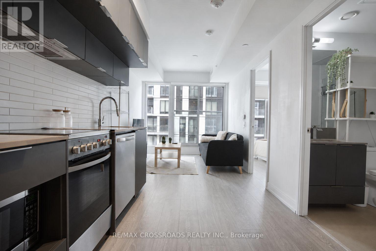 1815 - 181 Dundas Street E, Toronto, Ontario  M5A 0N5 - Photo 5 - C13625526