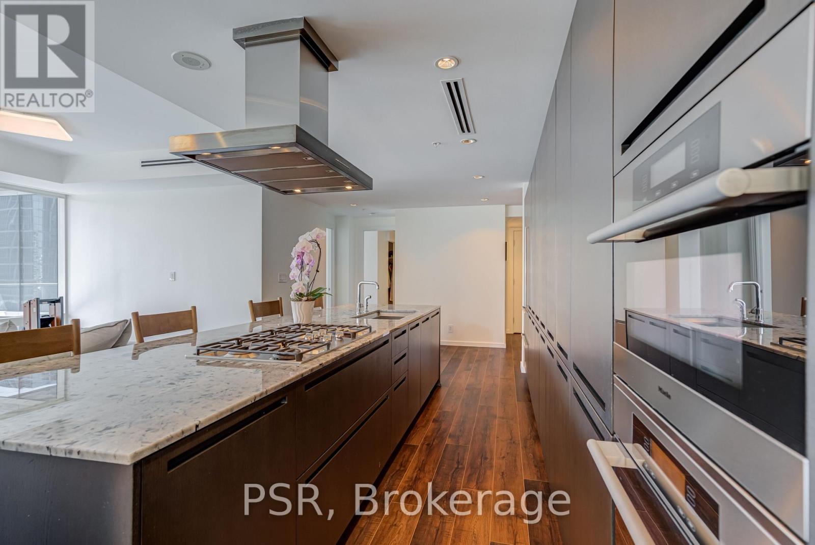 3109 - 180 University Avenue, Toronto, Ontario  M5H 0A2 - Photo 7 - C13629472