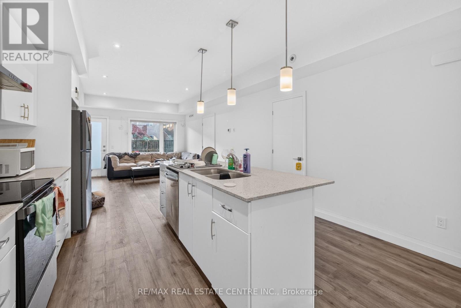 34 Lily Lane, Guelph, Ontario  N1L 0R2 - Photo 10 - X13629408