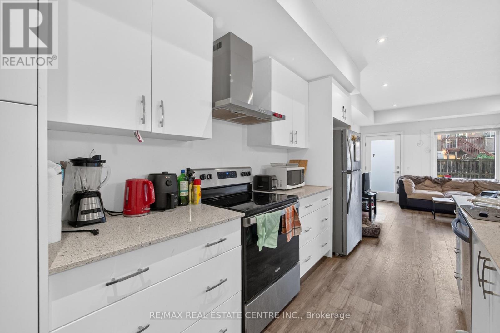 34 Lily Lane, Guelph, Ontario  N1L 0R2 - Photo 11 - X13629408